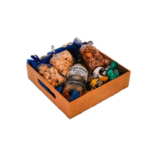 Bandeja em MDF Quadrada P com Cerveja e Petiscos