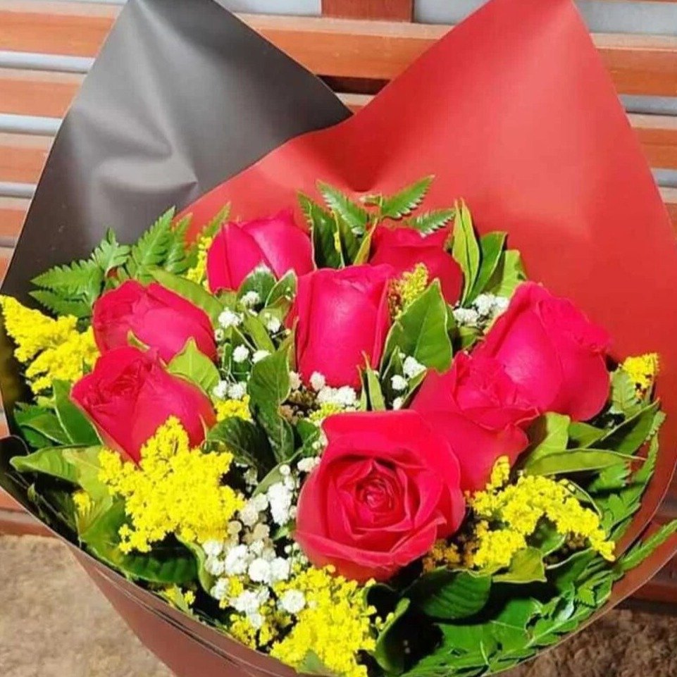 Buquê de 8 Rosas