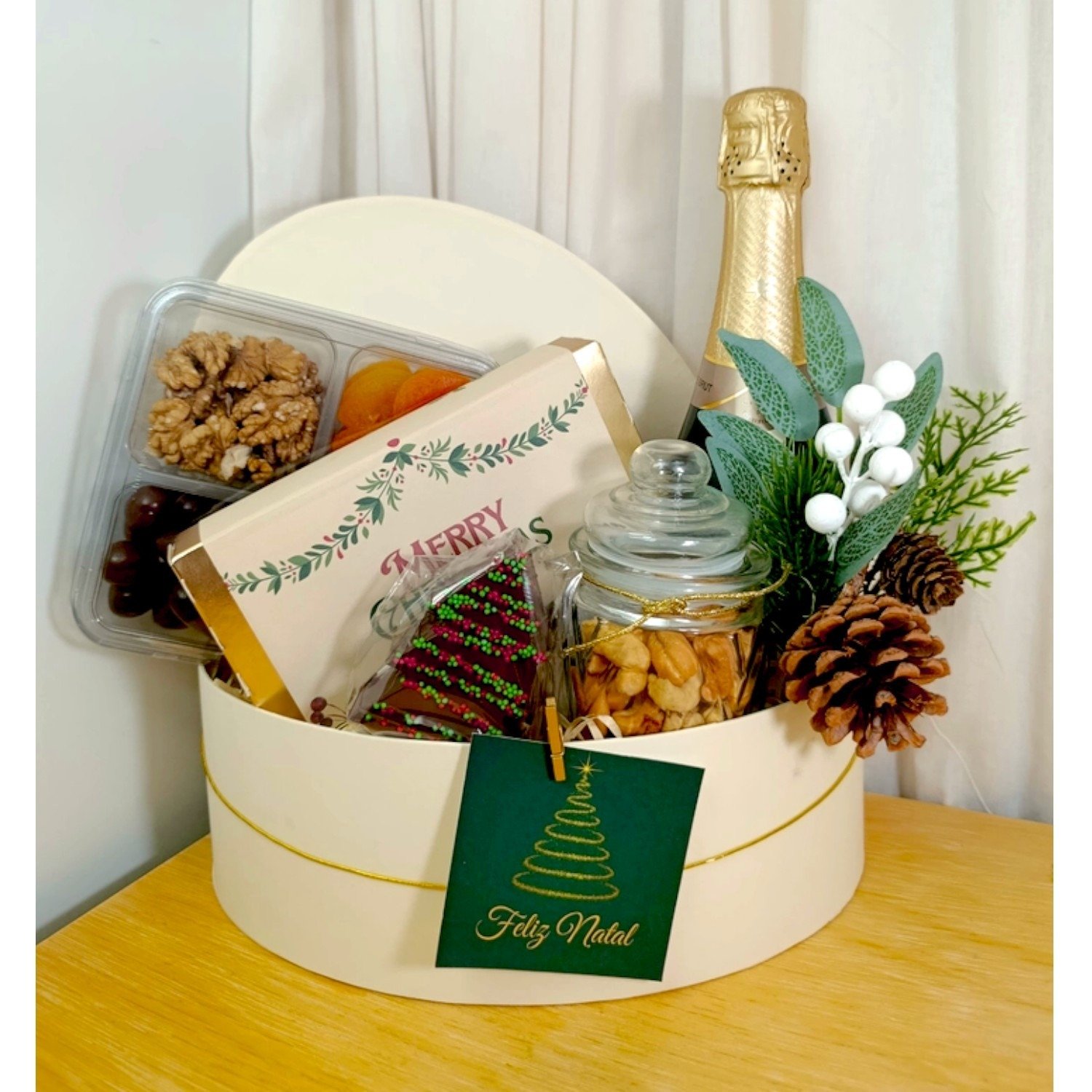 Cesta de Presentes - Doce Encanto de Natal