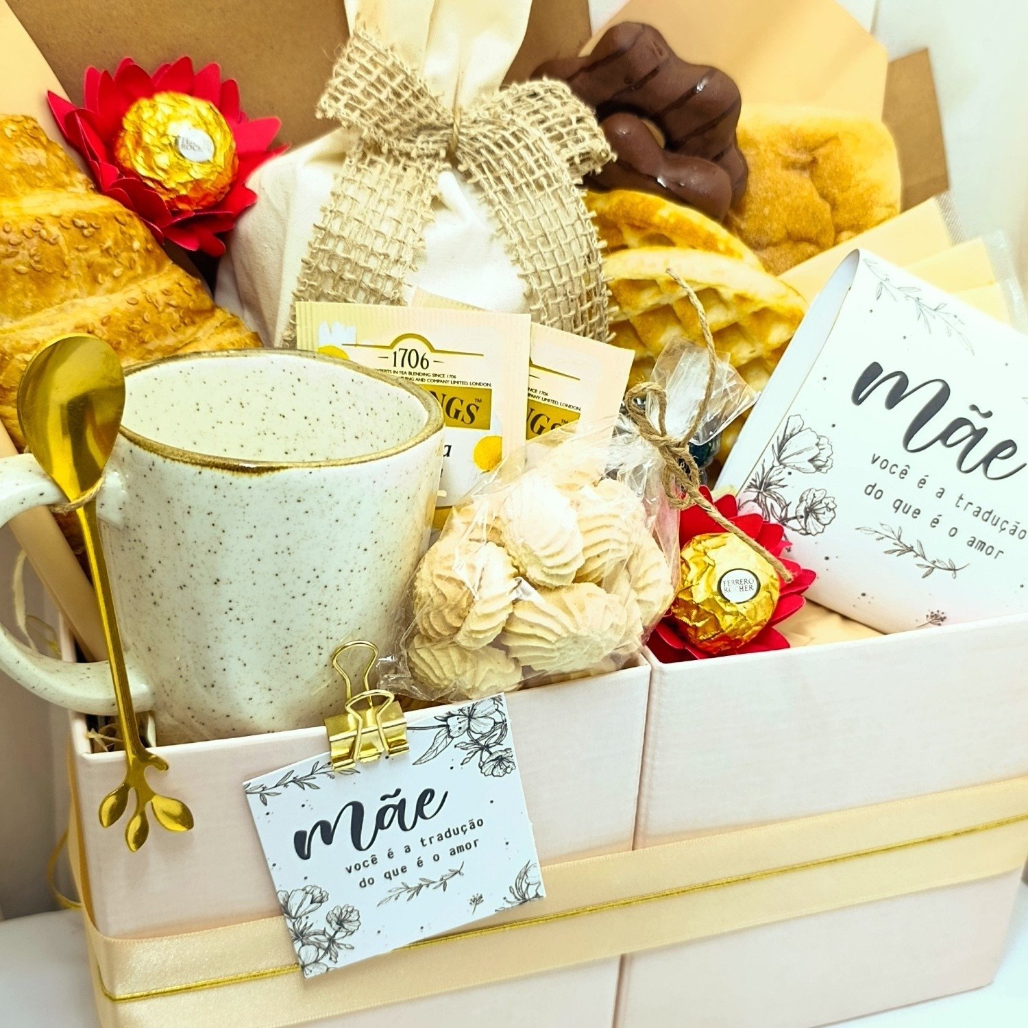 Dia das Mães  Cesta de café da manhã  Doce Carinho