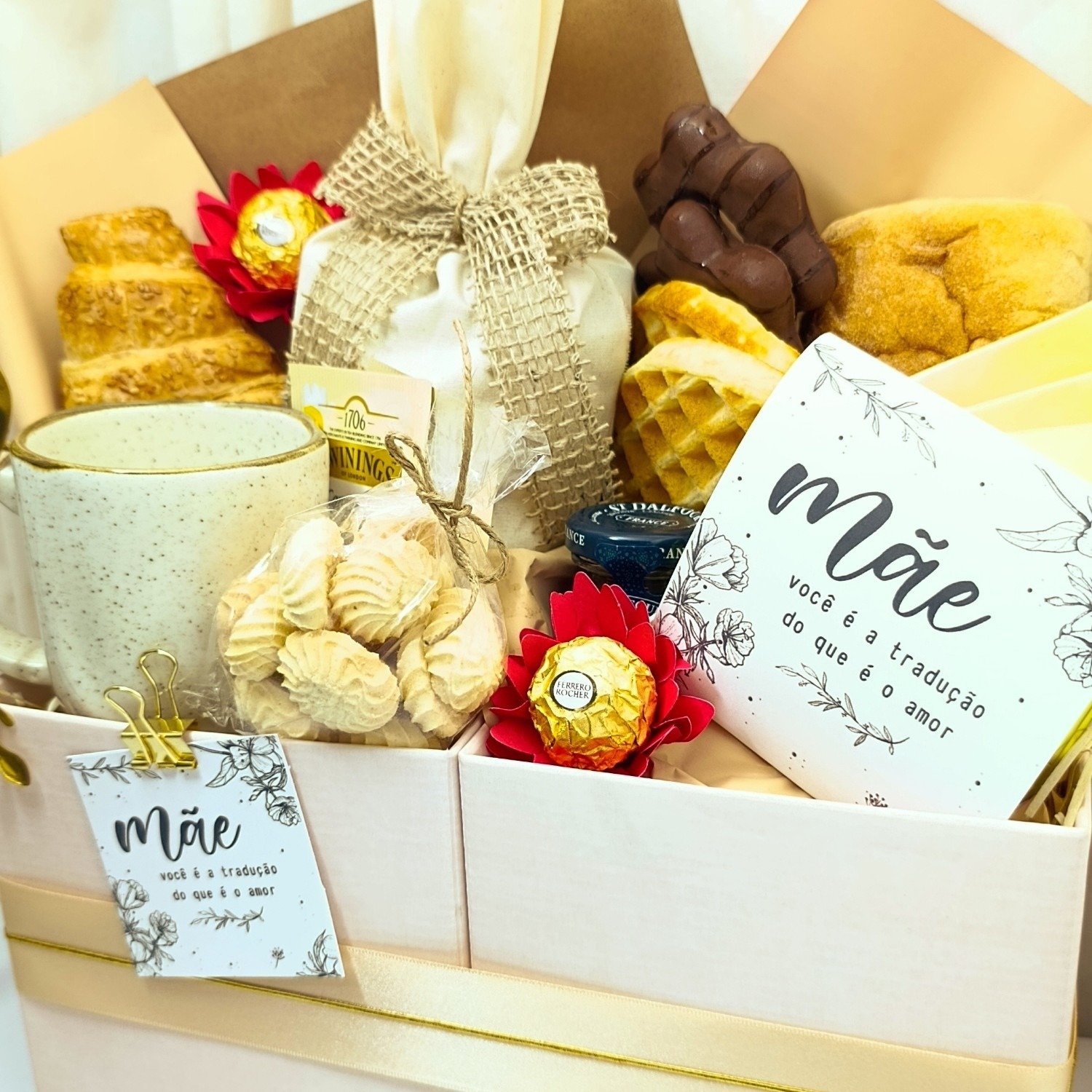 Dia das Mães  Cesta de café da manhã  Doce Carinho