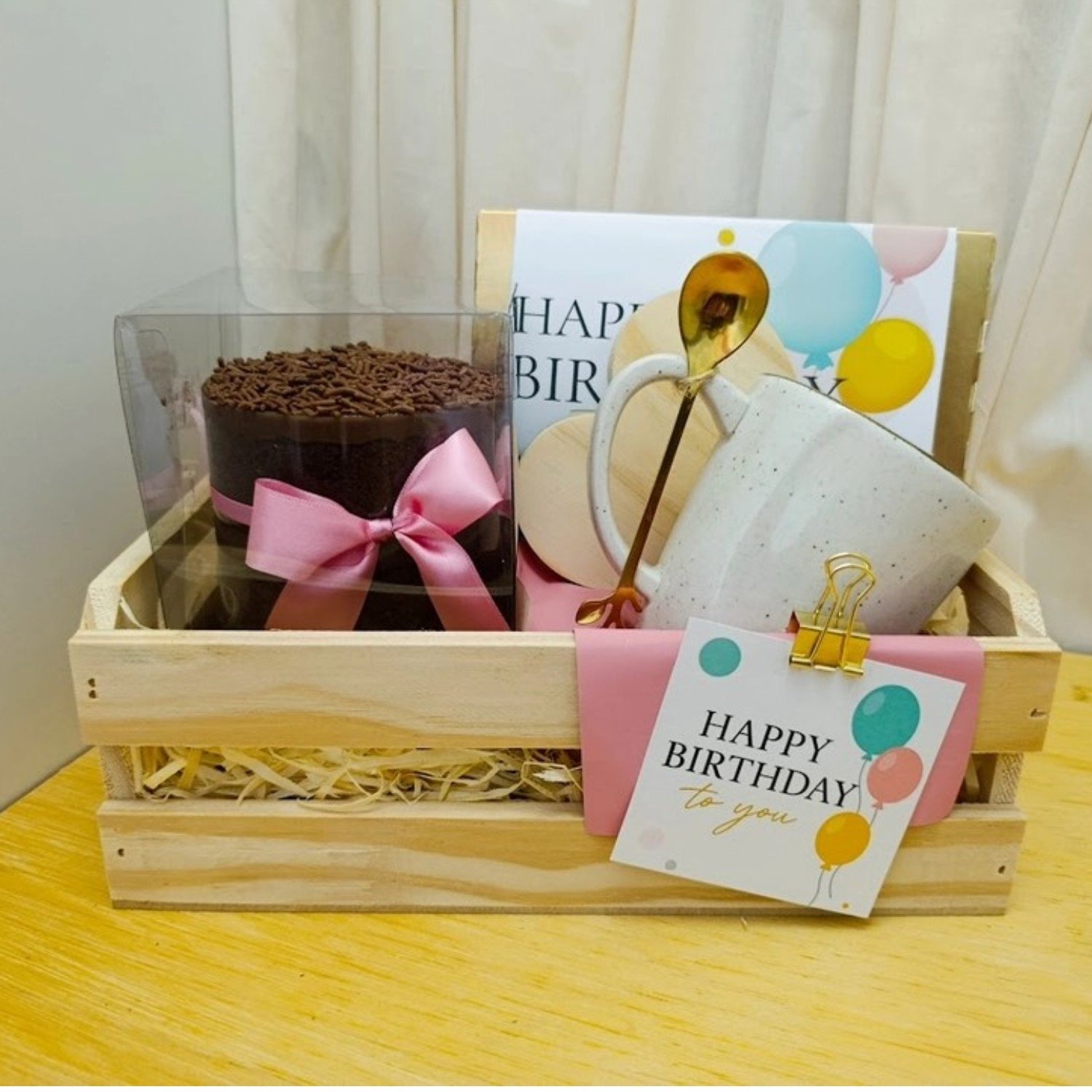 Cesta de Presente  Doce Aniversário Rosa