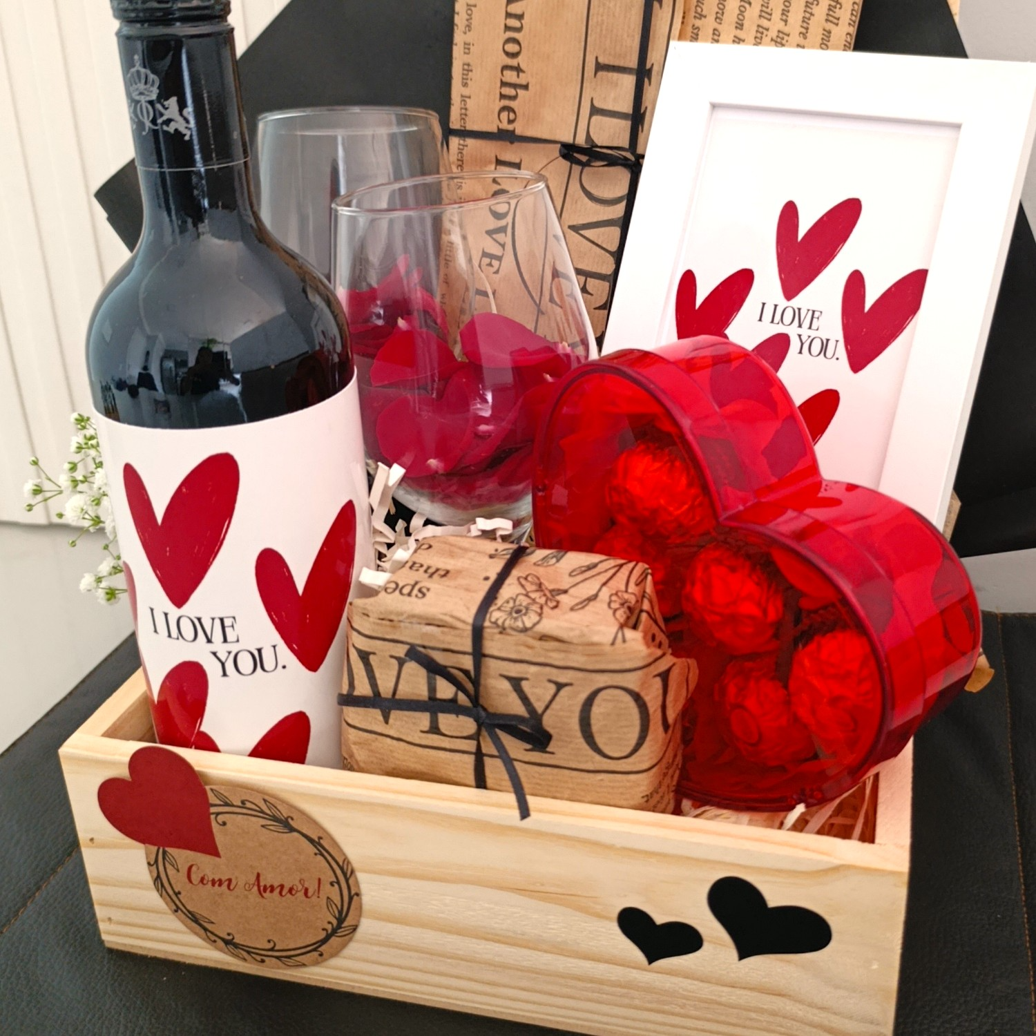 Presente Dia dos Namorados  Vinho e Taças