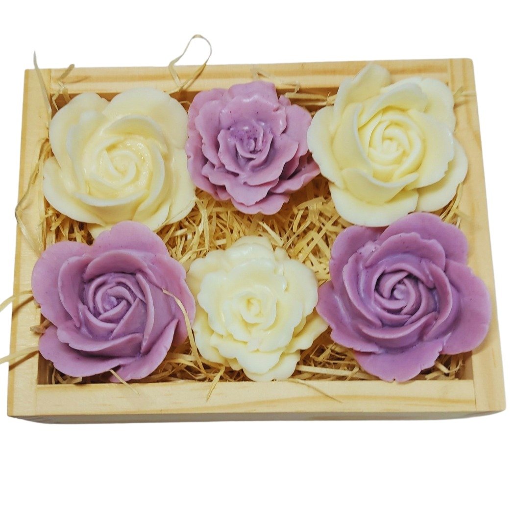Kit em Formato de Rosas Com 6 Velas Aromáticas