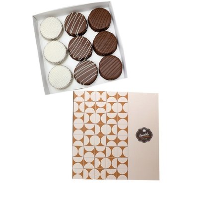 CAIXA COM NOVE ALFAJORES