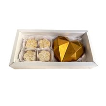 Caixa Coração de Chocolate e Brigadeiros