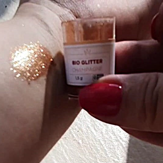 Kit Ilumina Body Splash Iluminador e Bio Glitter