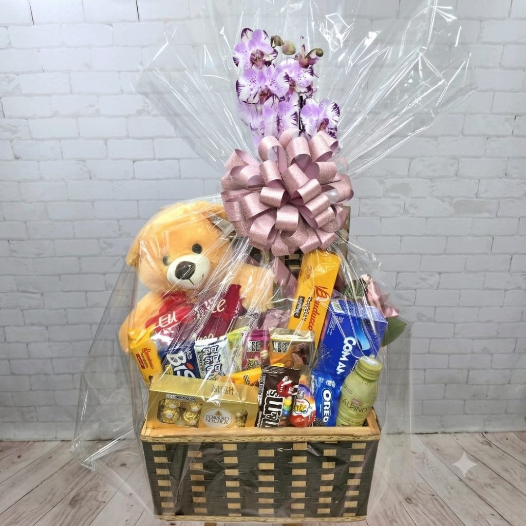 Cesta Grande de Chocolate com Pelúcia e Orquídea