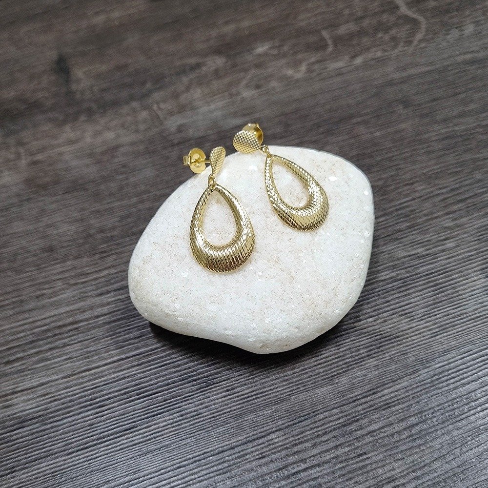  Brinco Gota Vazada Ouro Amarelo 18K Brinco Gota 