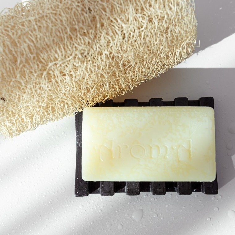 Kit Felicità Masculino: 2 Sabonetes + Bucha Vegetal 