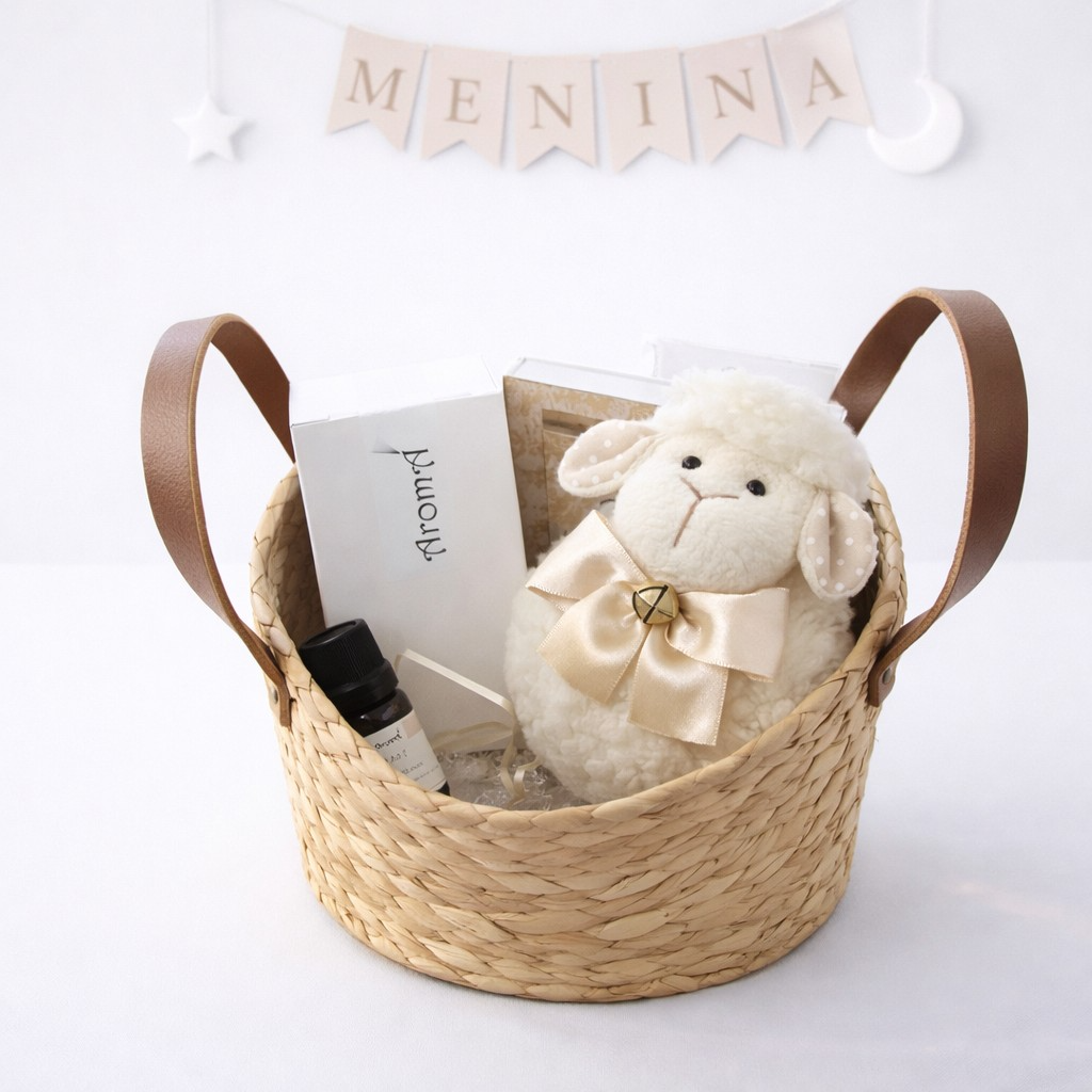 Kit Nascimento Maternidade Menina Aromá Cesto Carnaúba
