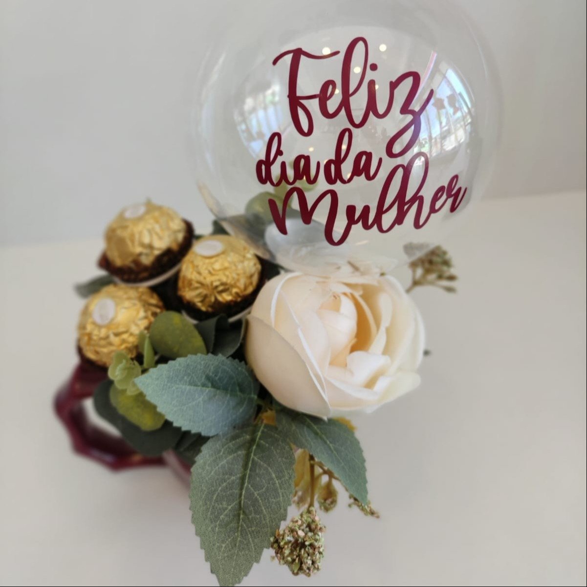 Caneca com Flor - Dia da Mulher